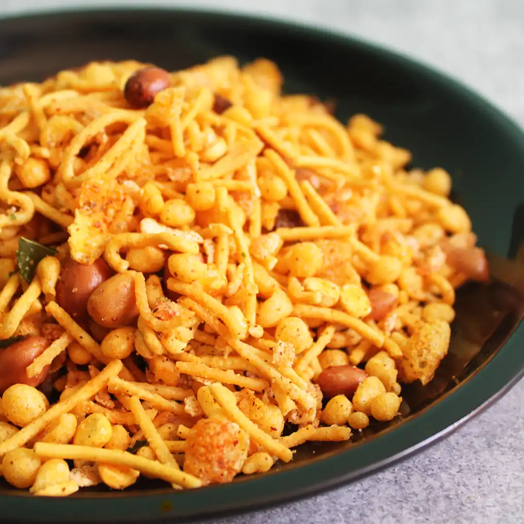 SriVaraha Foods Madras Mixture மெட்ராஸ் மிக்சர் 200g SriVaraha Foods Madras Mixture மெட்ராஸ் மிக்சர் 200g
