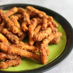 Manoharam 200g 3 SriVaraha Foods Tirunelveli Manoharam Sweet Murukku Manogaram மனோகரம் 200g