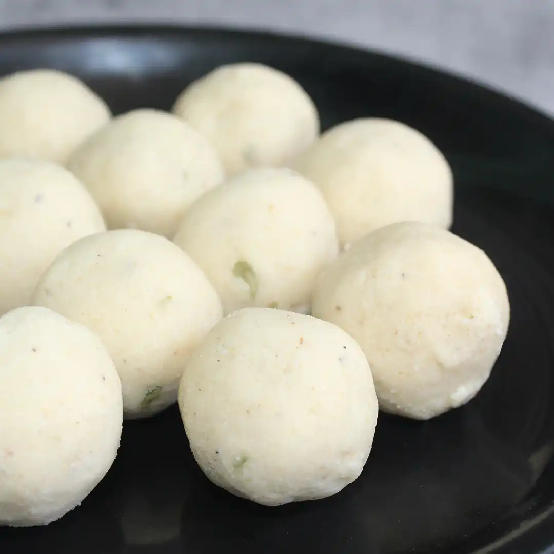 Rava Ladoo Rava Laddu Sweet ரவா லட்டு Rava Ladoo Rava Laddu Sweet ரவா லட்டு