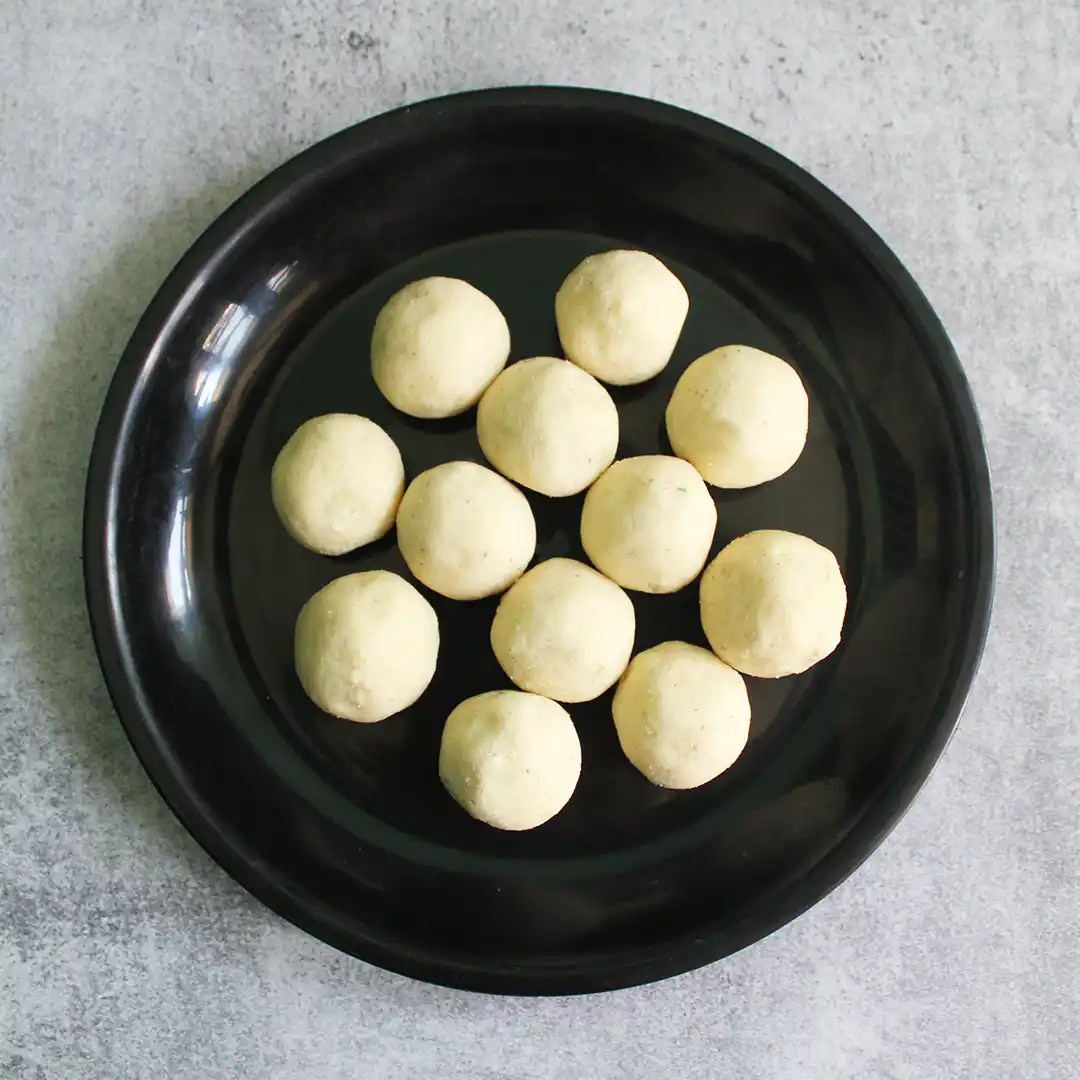 Rava Ladoo Rava Laddu Sweet ரவா லட்டு Rava Ladoo Rava Laddu Sweet ரவா லட்டு
