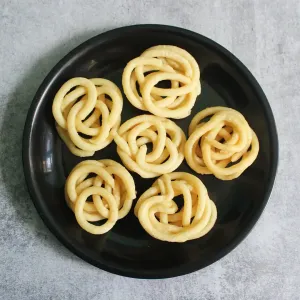 ThenKuzhal Murukku 200g 1 ThenKuzhal Murukku தேன்குழல் முறுக்கு
